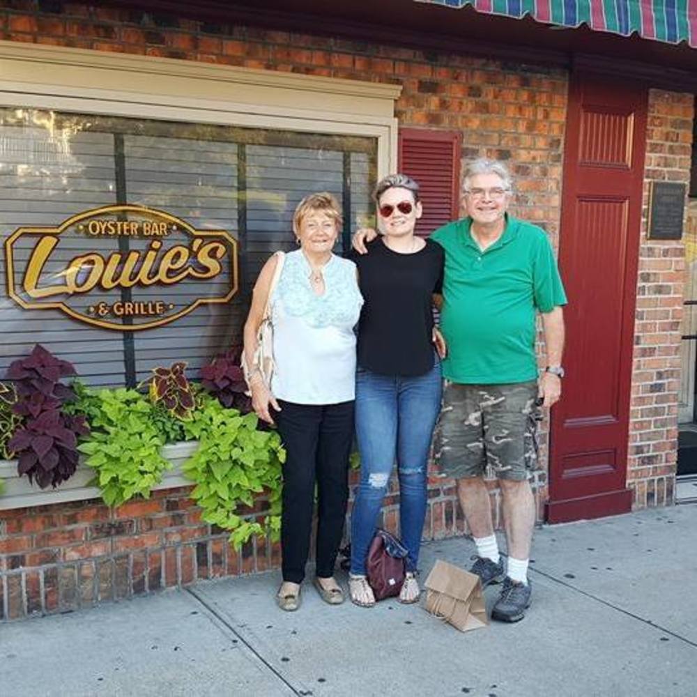 Meet your Posher, Marian